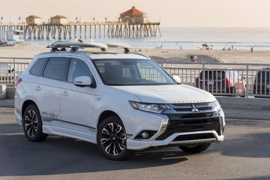 Mitsubishi Outlander GT PHEV Exterior Package (NA) '2017